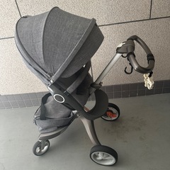 STOKKEベビーカーの画像