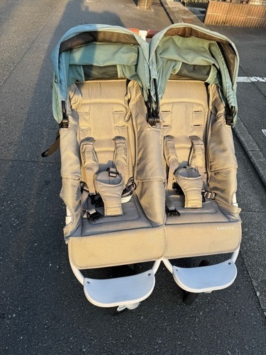 双子用ベビーカー　ココダブルフロムバース