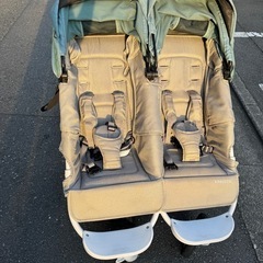 双子用ベビーカー　ココダブルフロムバースの画像
