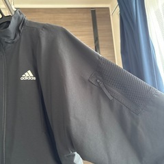 adidas 中綿ナイロンジャケットの画像