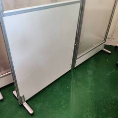 【愛品倶楽部柏店】在庫2点！ 2連パーテーション W900mm×2枚 各所キズ・凹み多し 現状品の画像