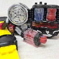 M【中古品】仮面ライダー ビルド ビルドベルト ビルボトル付き 2017年 ビルドドライバー テレビ朝日 おもちゃ ホビー用品 変身ベルトの画像
