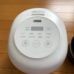 YAMADASELECT（ヤマダセレクト） YRCM05H1 ヤマダオリジナル3合炊きマイコンジャー炊飯器 0.54L アーバンホワイトの画像