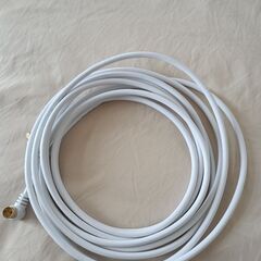 【未使用品】アンテナケーブル S-4C-FB同軸 5m の画像