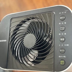 サーキュレーター除湿機　IRIS OHYAMA 2020年の画像