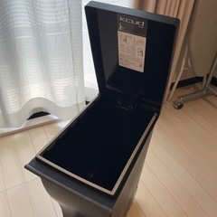 ゴミ箱の画像