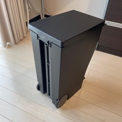 ゴミ箱の画像