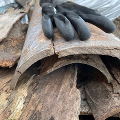 ケヤキ樹皮他　　薪　　の画像