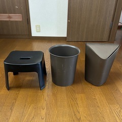 	山崎実業 tower ブラック風呂イス/浴室用｜壁面マグネット収納・浮かせる　　ゴミ箱２つまとめ売りの画像