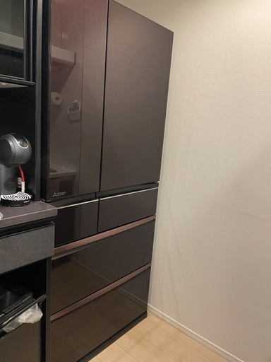 【価格交渉可】2020年製MITSUBISHI大型冷蔵庫！700L