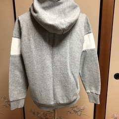 三越で購入　ル　コック　パーカー　の画像