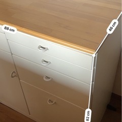 キッチン棚の画像