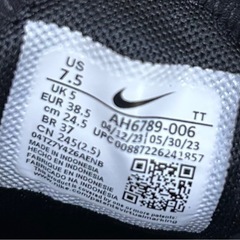 AIR MAX 270 靴　24.5cm スニーカー  レディースの画像