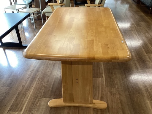 ダイニングテーブル【町田市再生家具】251451