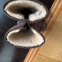 UGGブーツ
の画像
