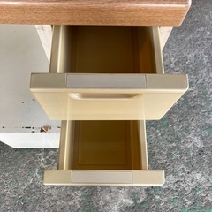 キッチン収納庫の画像
