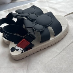 【Zara】子どもサンダルの画像
