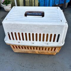 中型犬搬送用キャリーケースの画像