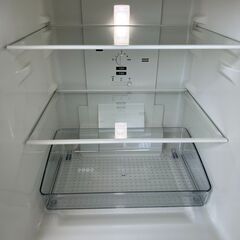 B160　シャープ/SHARP/ノンフロン冷凍冷蔵庫 SJ-D15J-W 152リットル 2022年製/冷えます(^^♪/扉の開閉を左右選べる「つけかえどっちもドア」採用 霜取り不要 の画像
