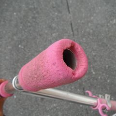 【中古】子供用 ジュニア キックボード キックスクーター Radical ピンクの画像