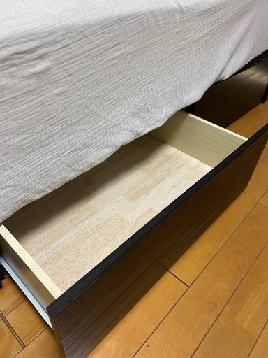 【格安でお譲りします】セミダブルベッド