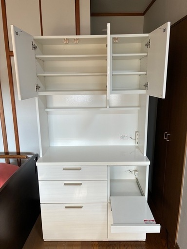 食器棚