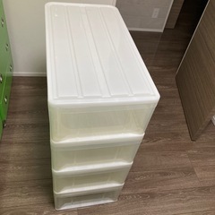 決まりました。衣装ケース4つ【中古】の画像