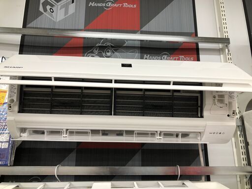 シャープ  18畳用 ルームエアコン AY-R56D2-W 2023年製 5.6KW 200V リモコンあり（フタ無し） 室内機＋室外機セット 中古品