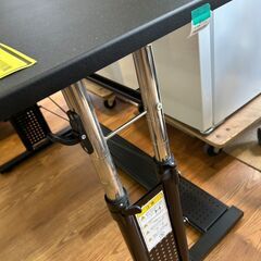 【広島石内店】ジモティー割！！昇降テーブル/クリ-ニング済み/HG-6862の画像