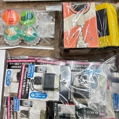 2945⭐ シチズン　オムロン　体脂肪計　ELECOM　KOIZUMI　ヘアアイロン等　雑貨 まとめ売り の画像