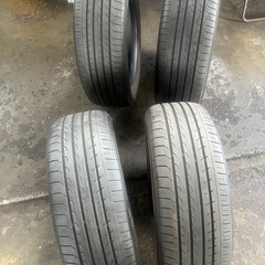 ヨコハマ ブルーアース225/60R17の画像