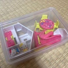 ハローキティ　キティちゃん　おままごと　ミニチュアの画像