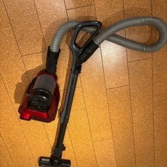 台車、掃除機、ゴミ箱の画像