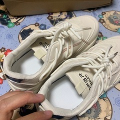 新品の靴　25CM
 の画像