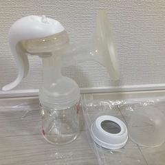 ピジョン 母乳アシスト 搾乳器 一式 手動　哺乳瓶付き 痛くない 簡単組み立て 煮沸　消毒 ベビー 赤ちゃん 搾乳機 さく乳の画像