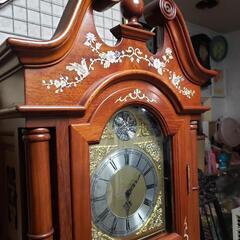 tempus fugit ホールクロック　柱時計の画像