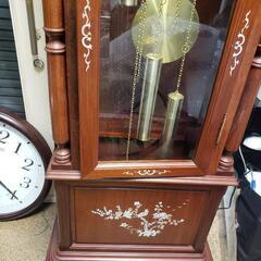 tempus fugit ホールクロック　柱時計の画像