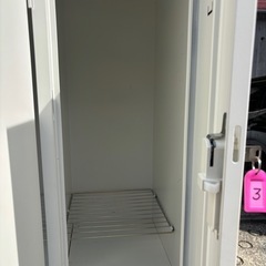 鍵付き　ロッカーの画像