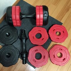 可変ダンベル10kg　4kg/7kg/10kgにセットできます　これ一つで４つのダンベルの代わりになりますの画像