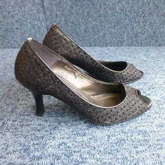 washington オープントゥパンプス 21.5 黒の画像