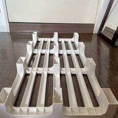 プラスティック製すのこ4個の画像