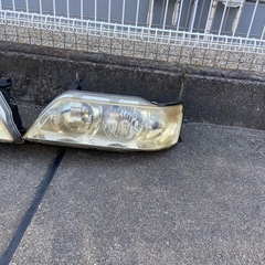 ヘッドライトローレルc35の画像