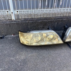 ヘッドライトローレルc35の画像