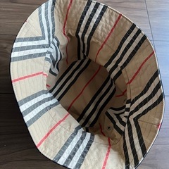 BURBERRY（バーバリー） バケットハット　リバーシブルの画像