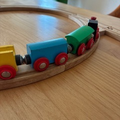 木のおもちゃ(電車)の画像