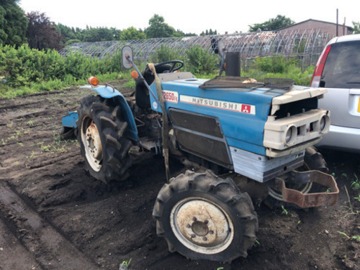 三菱トラクターD2650FD 1051時間　1678時間　4WD