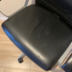 IKEA イケア MARKUS マルクス 人間工学　オフィスチェア キャスター付き椅子の画像