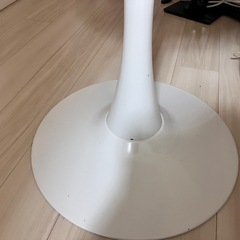ホワイト　テーブルの画像