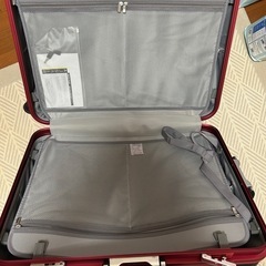 スーツケースの画像