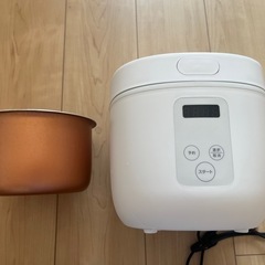 炊飯器の画像